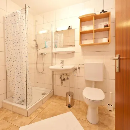 In With Shared Pool Holiday home